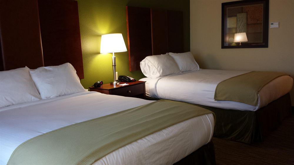Holiday Inn Express & Suites Wytheville By Ihg Exterior foto