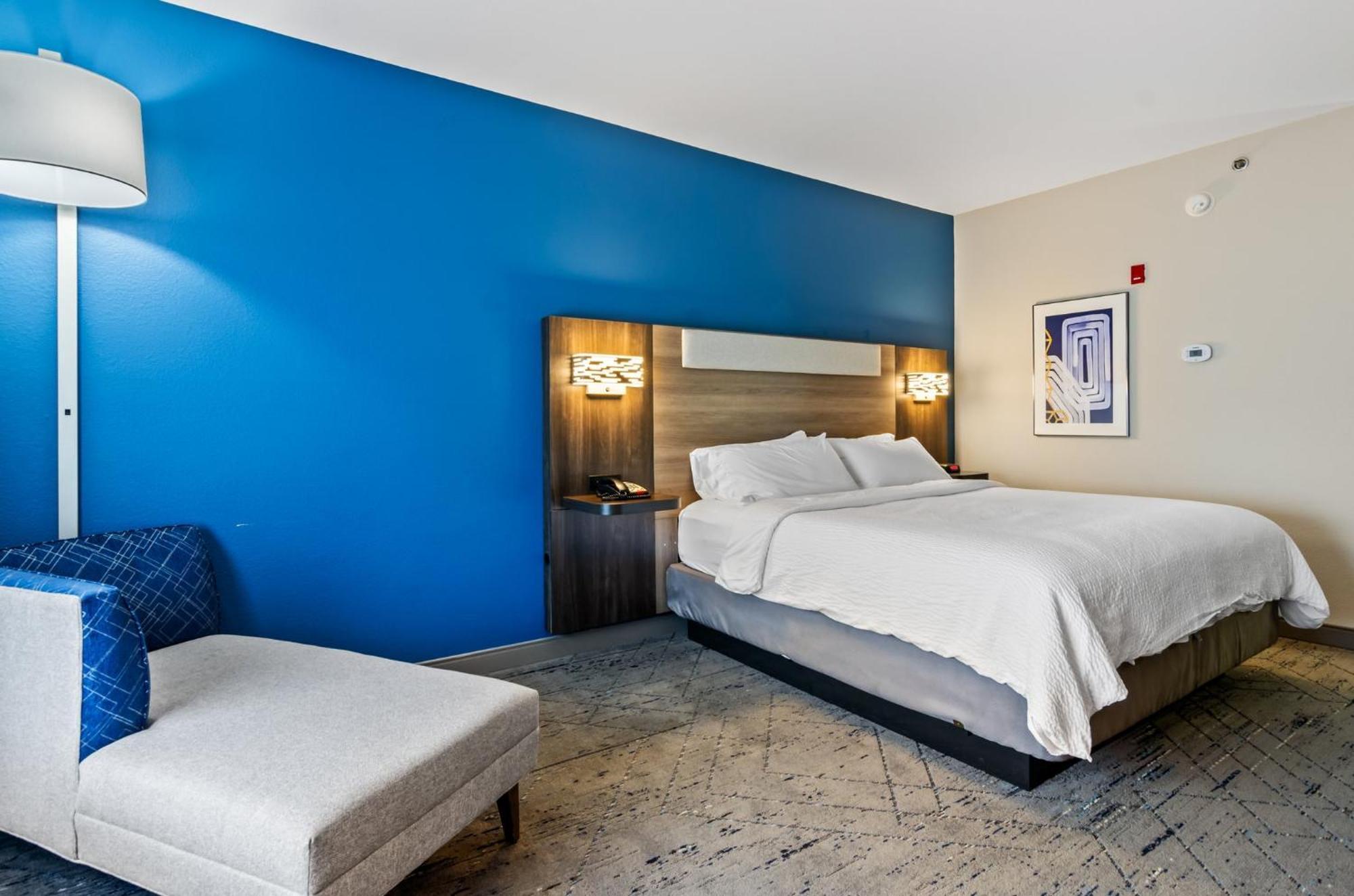Holiday Inn Express & Suites Wytheville By Ihg Exterior foto
